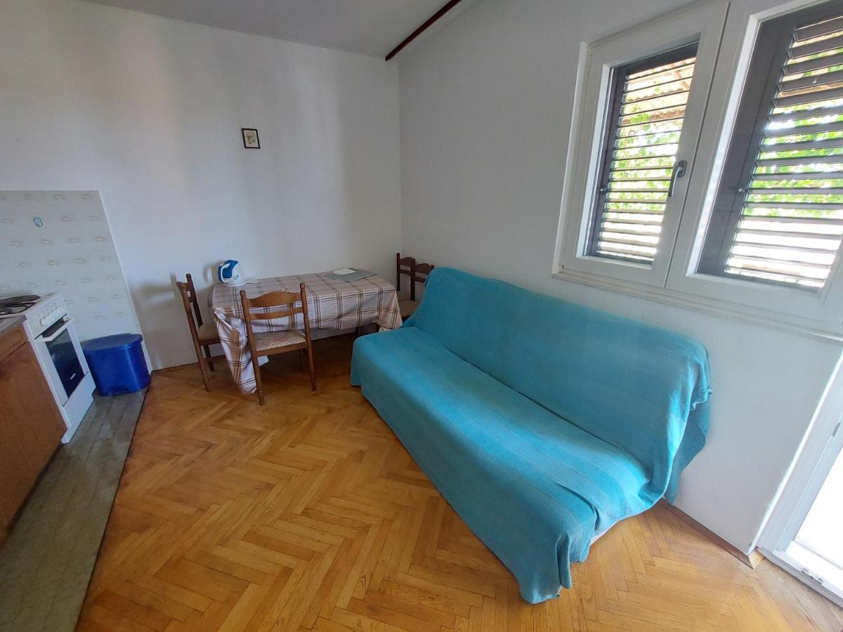 Apartment Black Primošten Extérieur photo